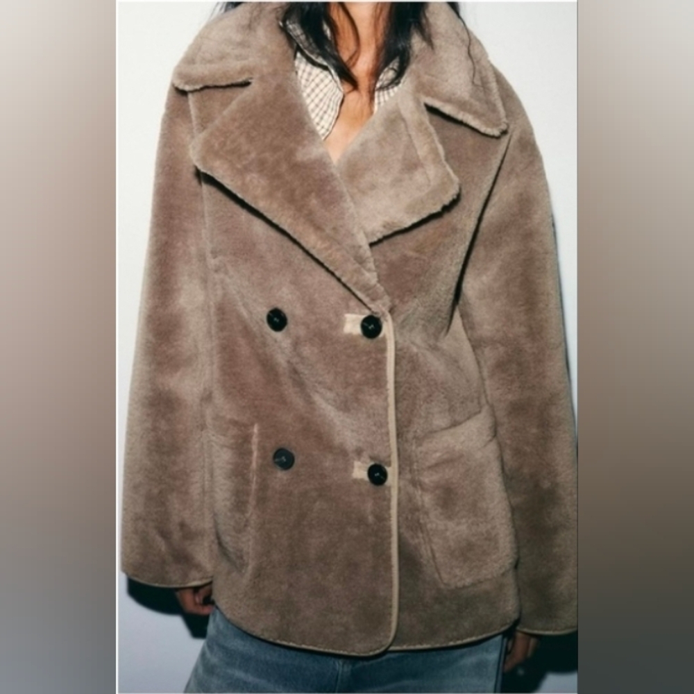 REVERSIBLE DOUBLE-FACED COAT
